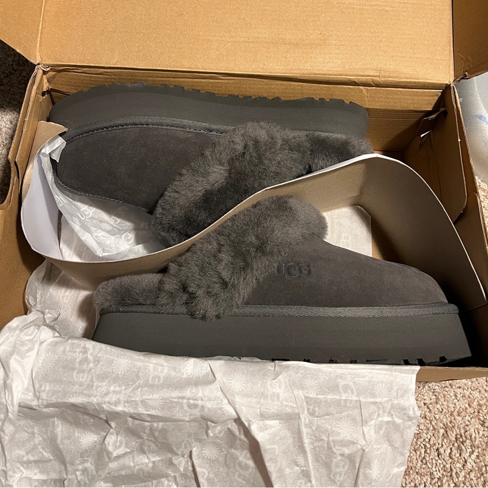 SOLD-DONT PURCHASE UGG disquette BNIB !! - Picture 1 of 5